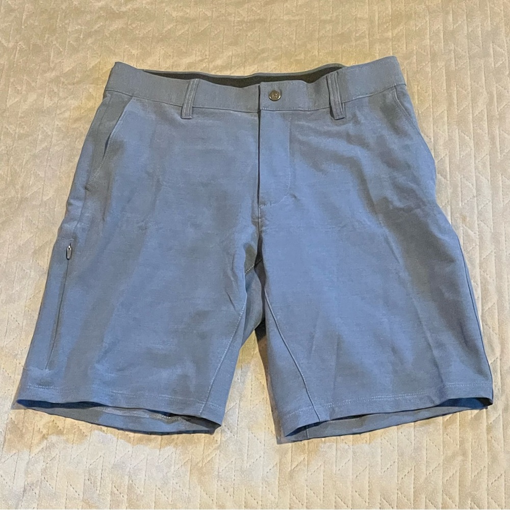 Bylt‎ Basics kinetic shorts mens size medium NWOT blue